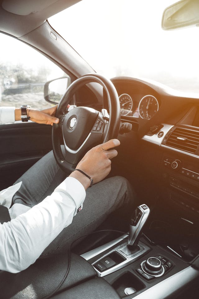Driving in Style: The Overlooked Impact of Window Blinds When Buying Cars